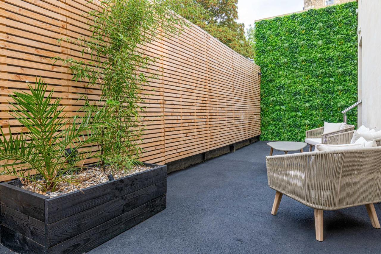 Large Stylish Studio In The Heart Of The City Bath Luaran gambar